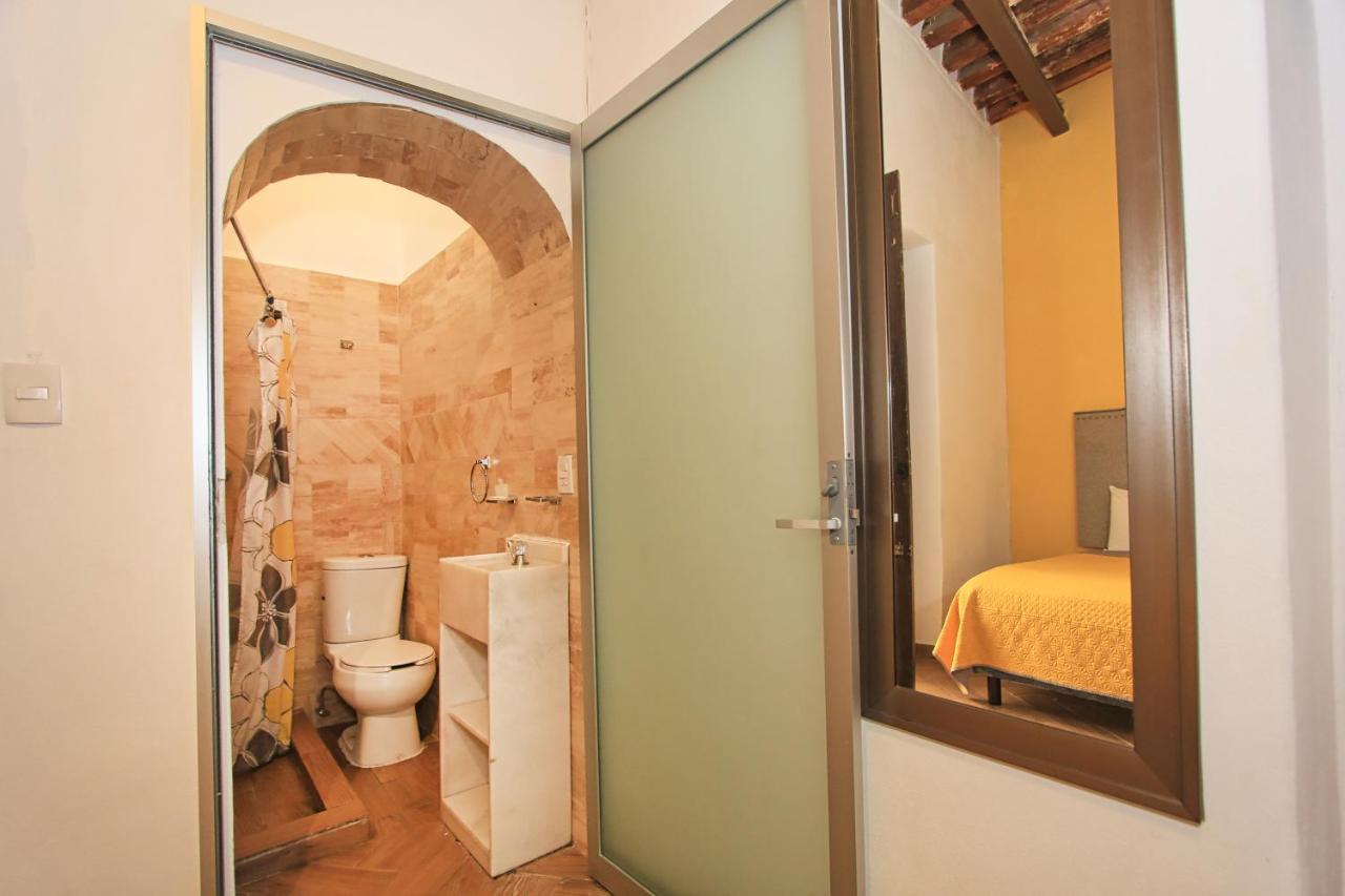 Hotel Universidad Guanajuato Ngoại thất bức ảnh
