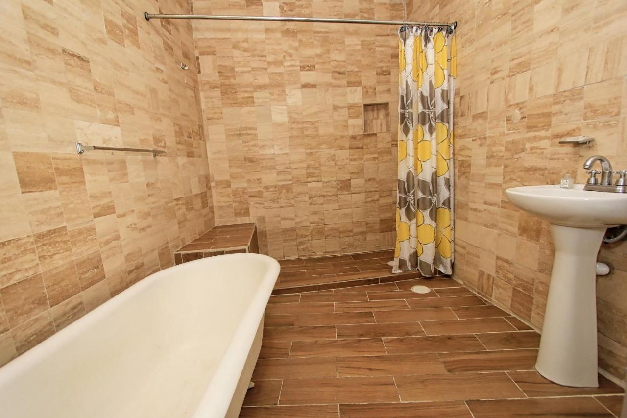 Hotel Universidad Guanajuato Ngoại thất bức ảnh