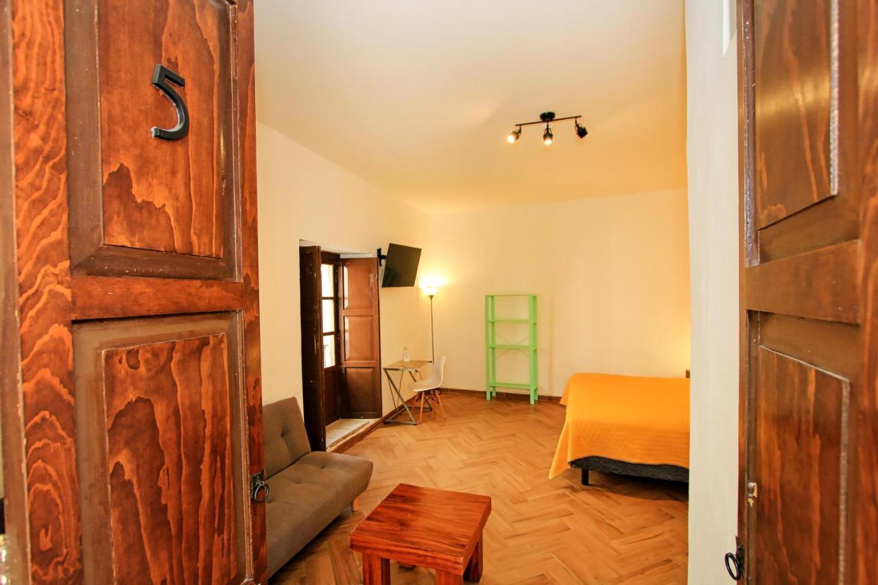 Hotel Universidad Guanajuato Ngoại thất bức ảnh