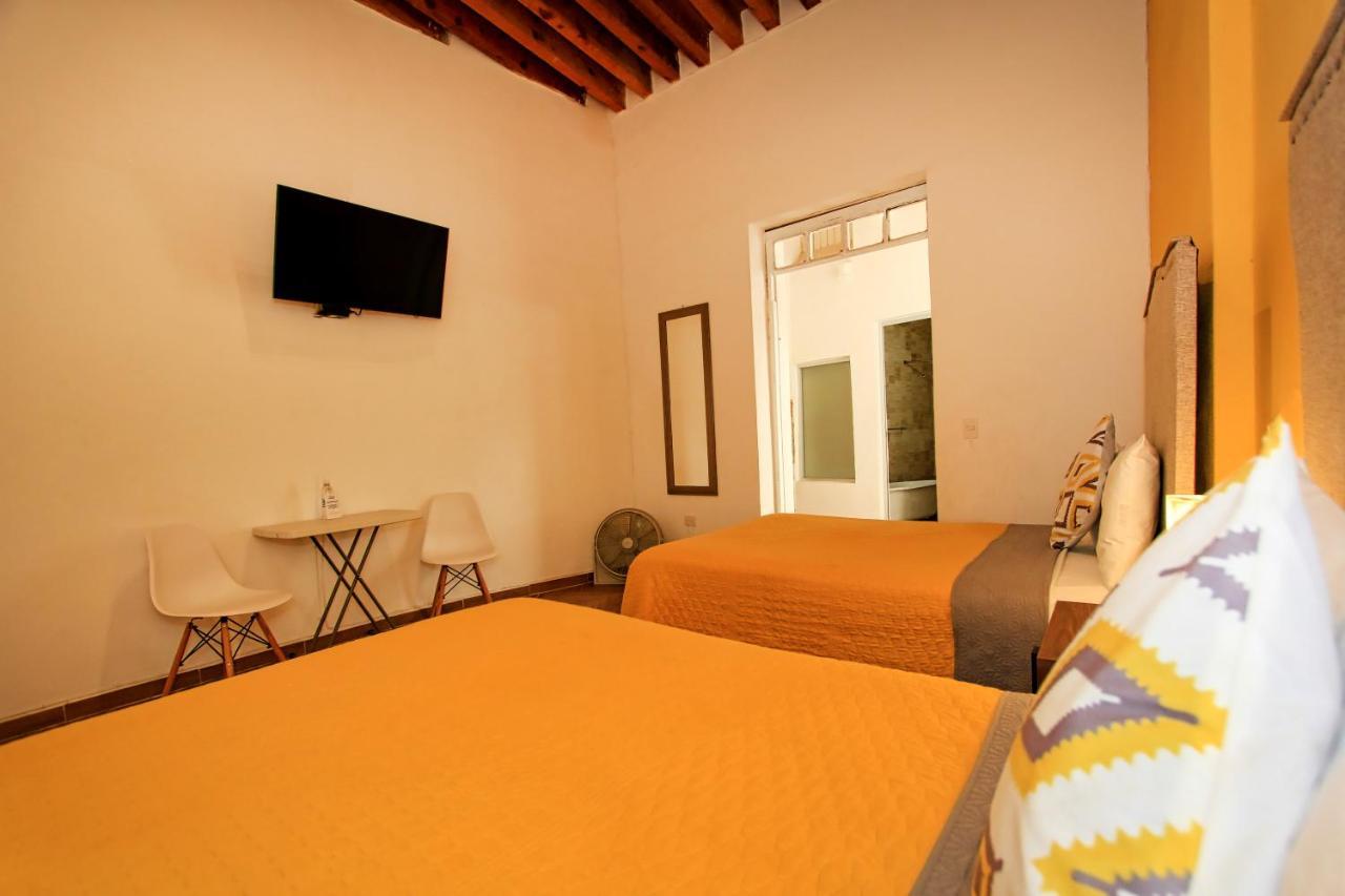 Hotel Universidad Guanajuato Ngoại thất bức ảnh